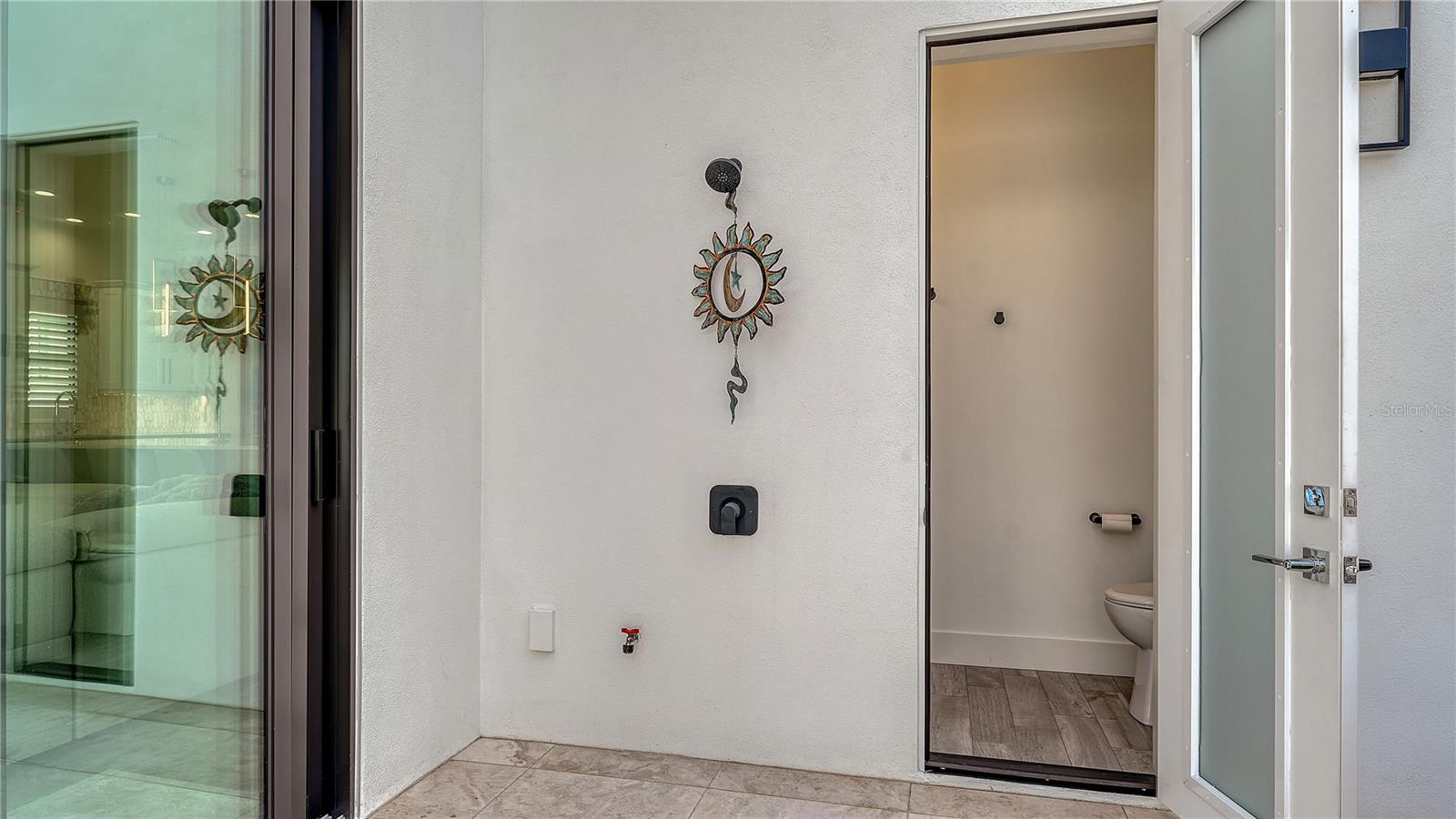 Image 29 of 68 For 1659 Devonshire Lane