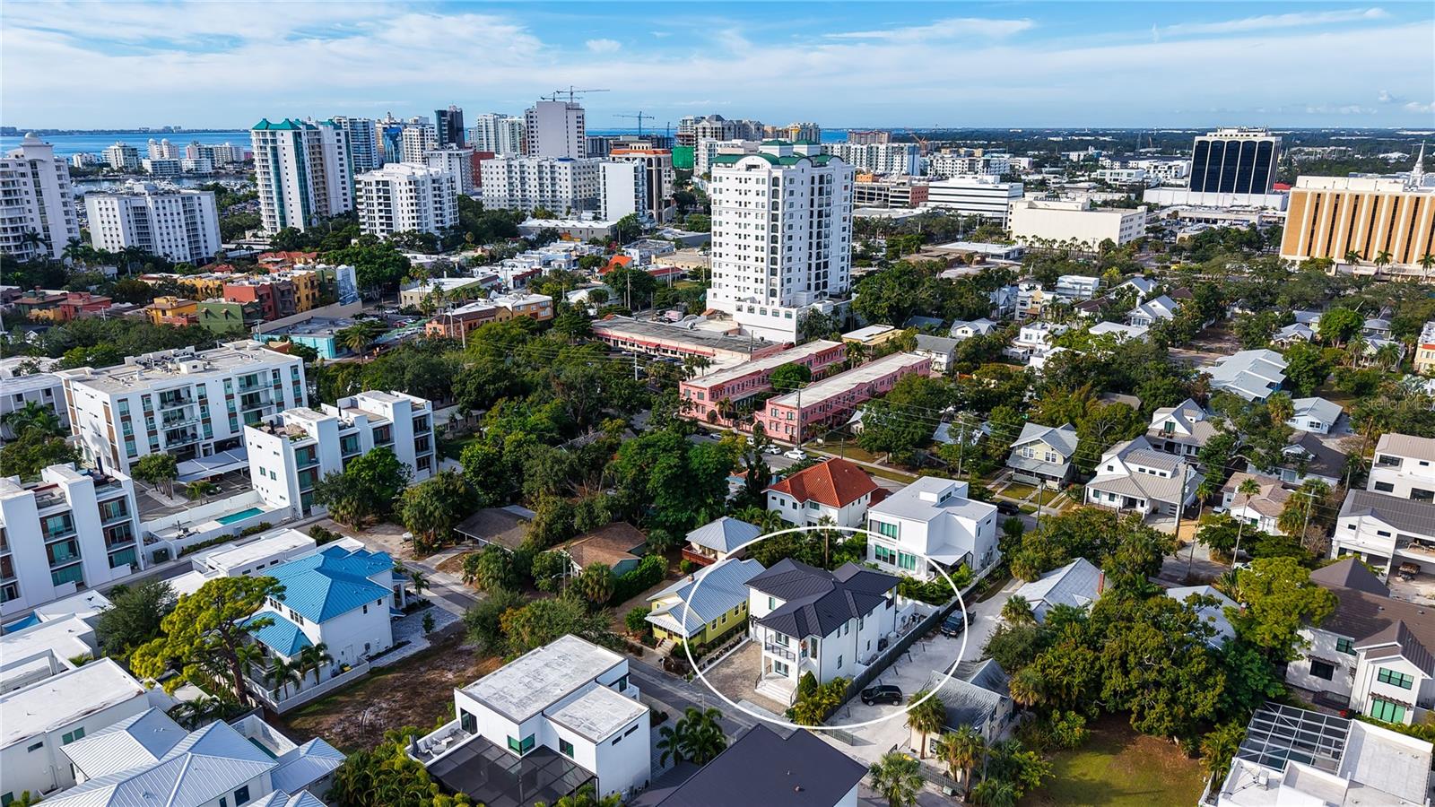 Image 34 of 68 For 1659 Devonshire Lane