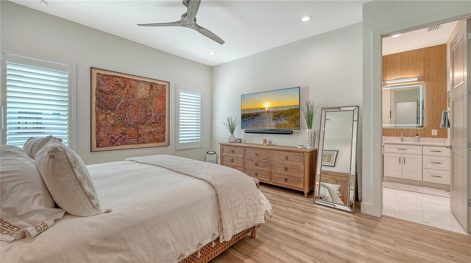 Image 35 of 68 For 1659 Devonshire Lane