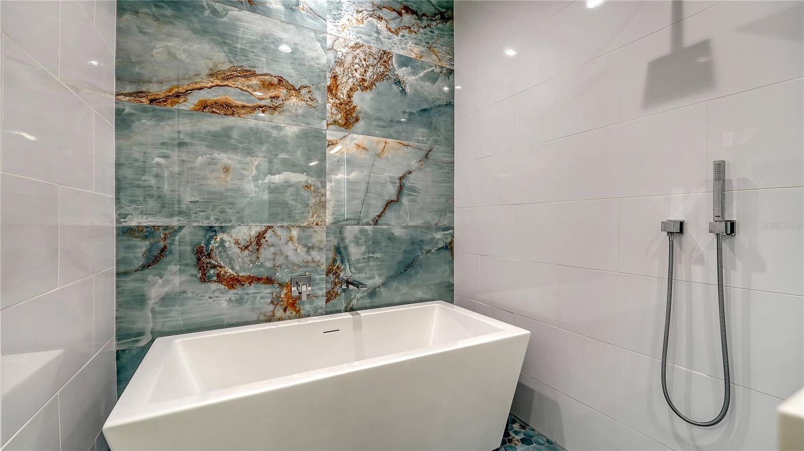 Image 42 of 68 For 1659 Devonshire Lane