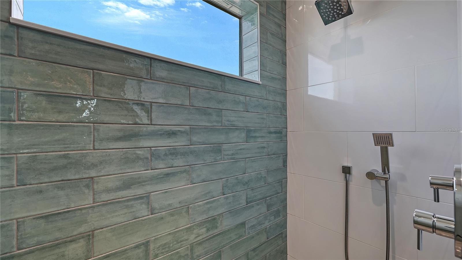 Image 51 of 68 For 1659 Devonshire Lane