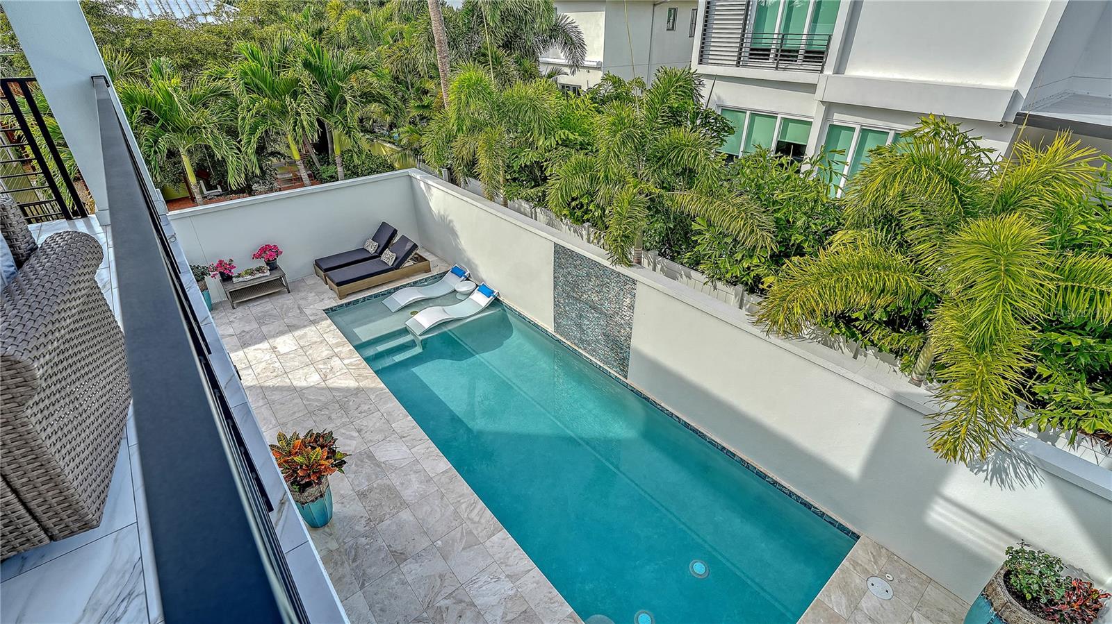 Image 56 of 68 For 1659 Devonshire Lane