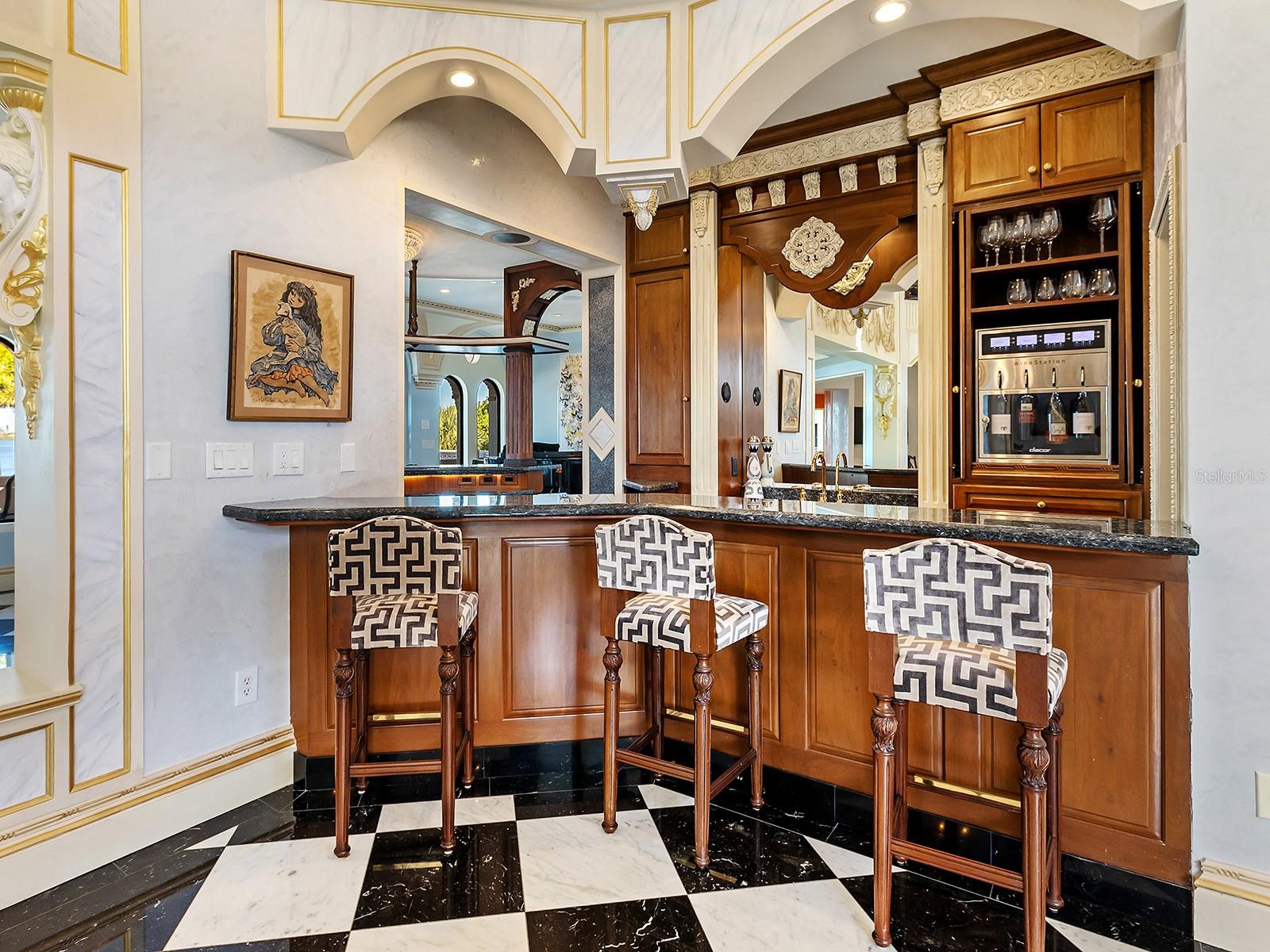 Image 15 of 97 For 1310 Lake Shore Drive