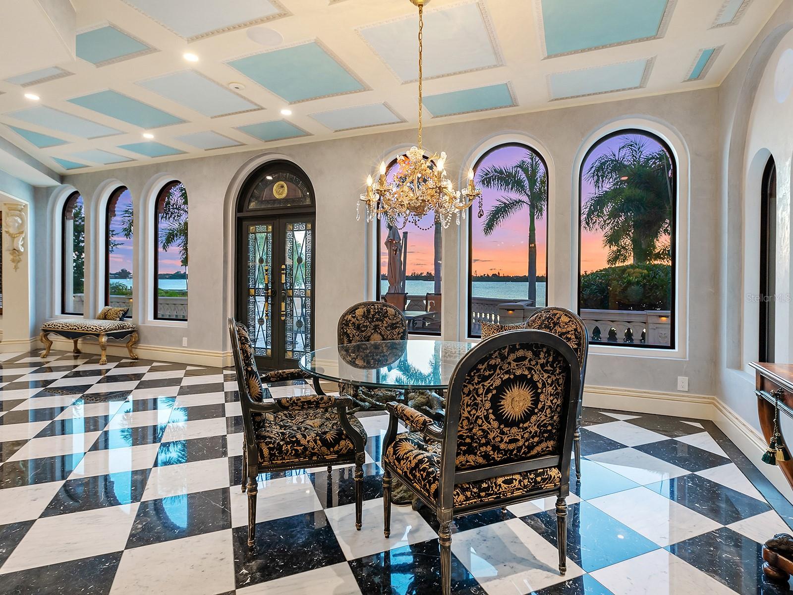 Image 17 of 97 For 1310 Lake Shore Drive