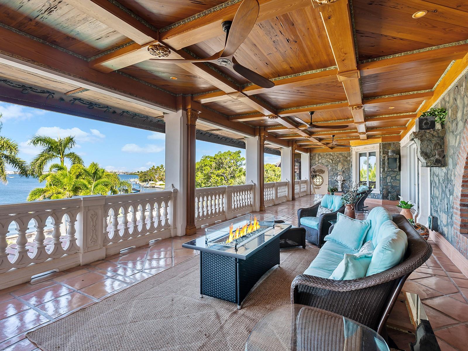 Image 38 of 97 For 1310 Lake Shore Drive