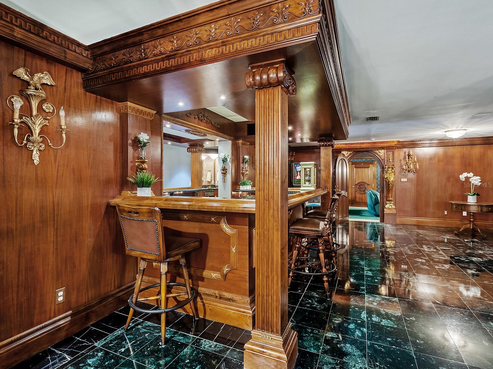 Image 64 of 97 For 1310 Lake Shore Drive