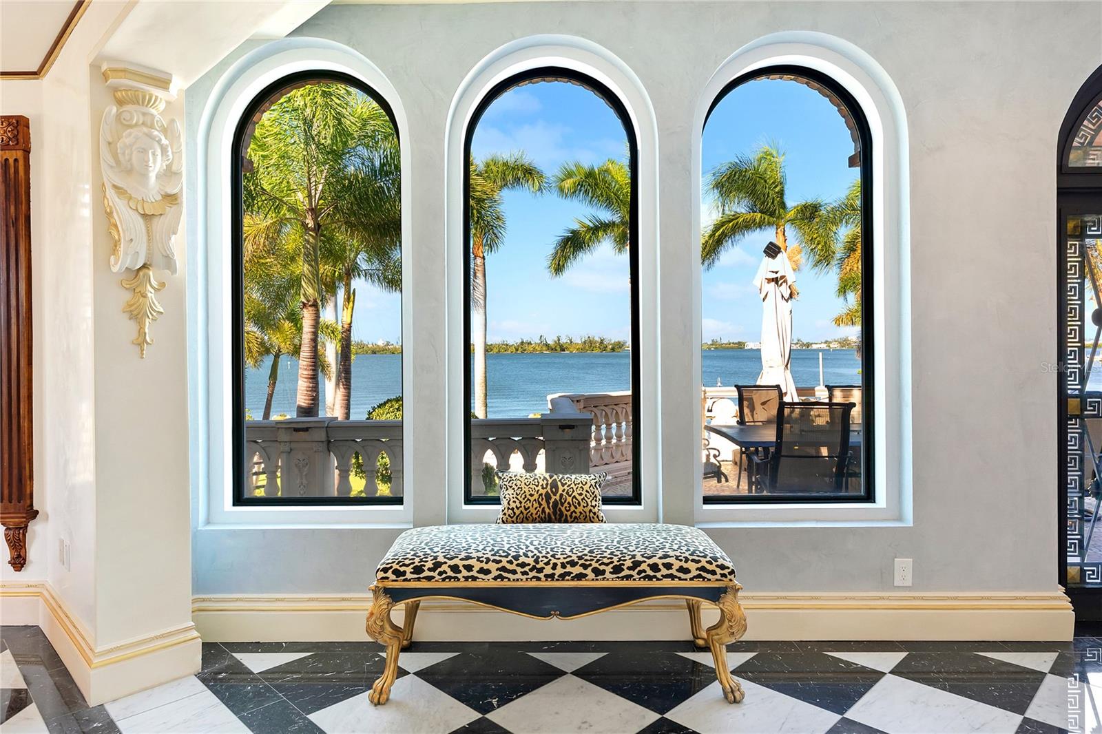 Image 9 of 97 For 1310 Lake Shore Drive