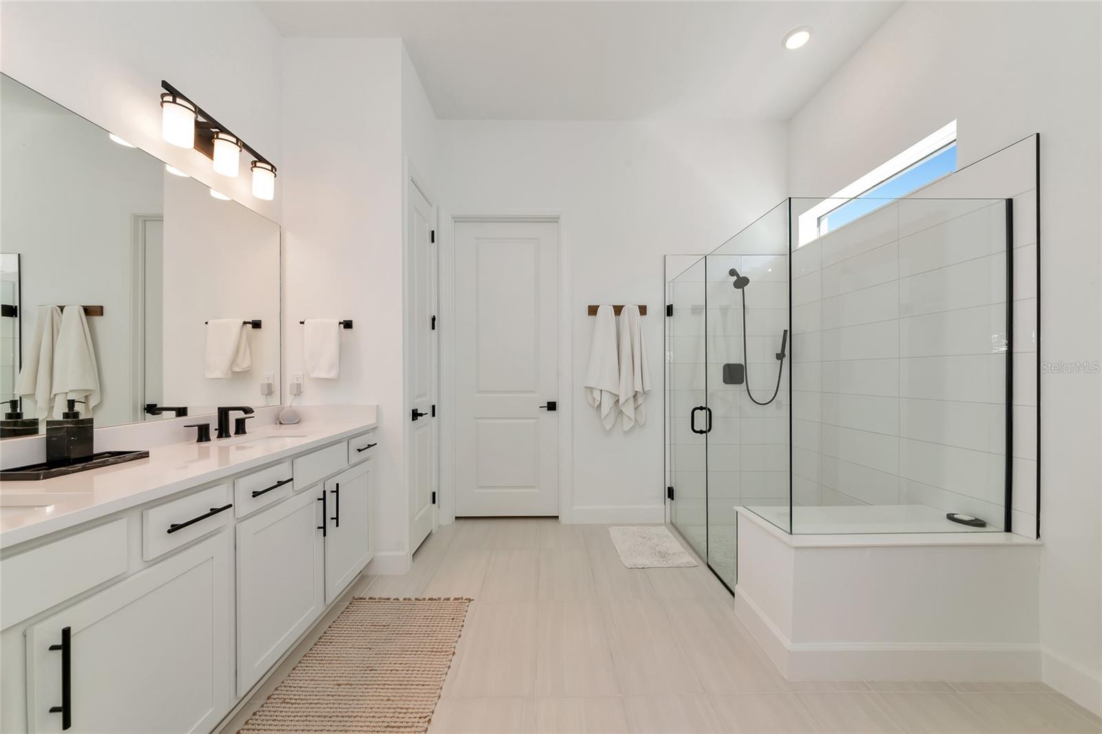 Image 17 of 60 For 29176 Coral Harbour Drive