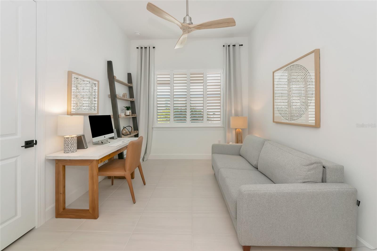 Image 7 of 60 For 29176 Coral Harbour Drive