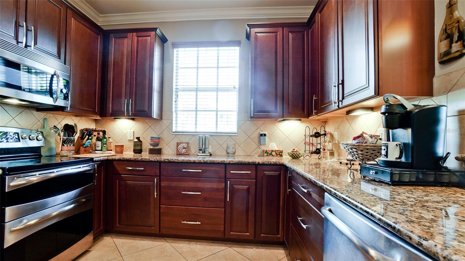 Image 10 of 35 For 7401 Hamilton Road