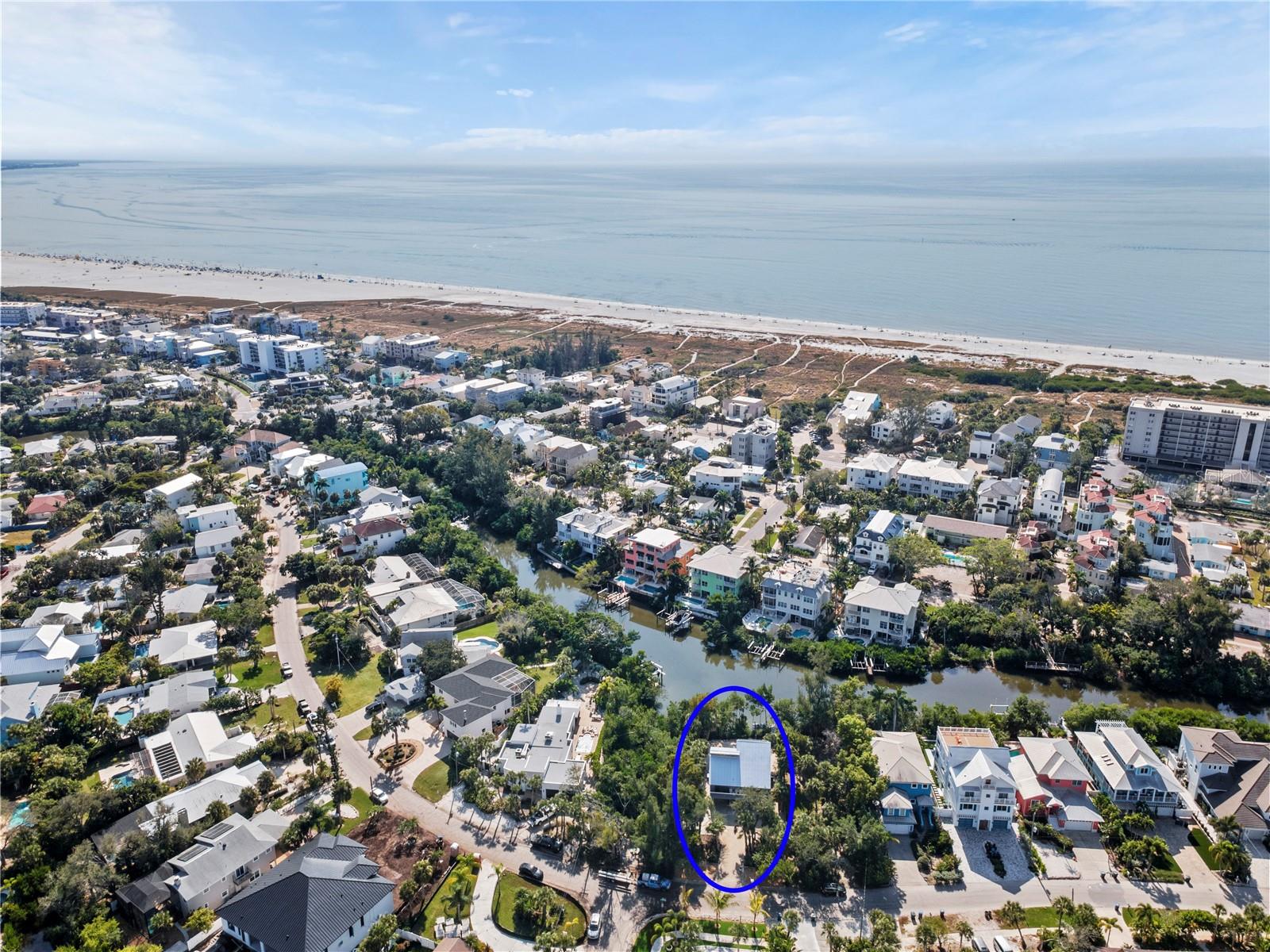 Image 26 of 35 For 356 Island Circle