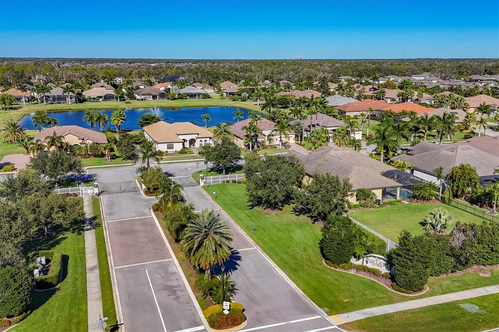 Image 4 of 45 For 902 145th Street Circle Ne