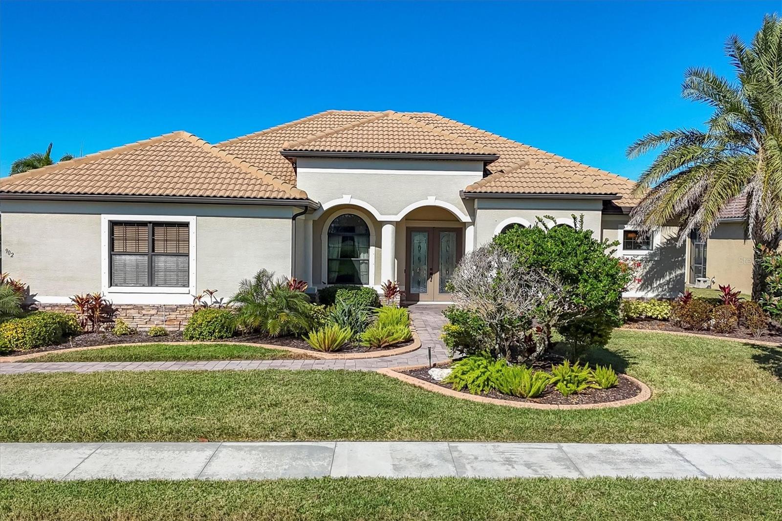 Image 6 of 45 For 902 145th Street Circle Ne