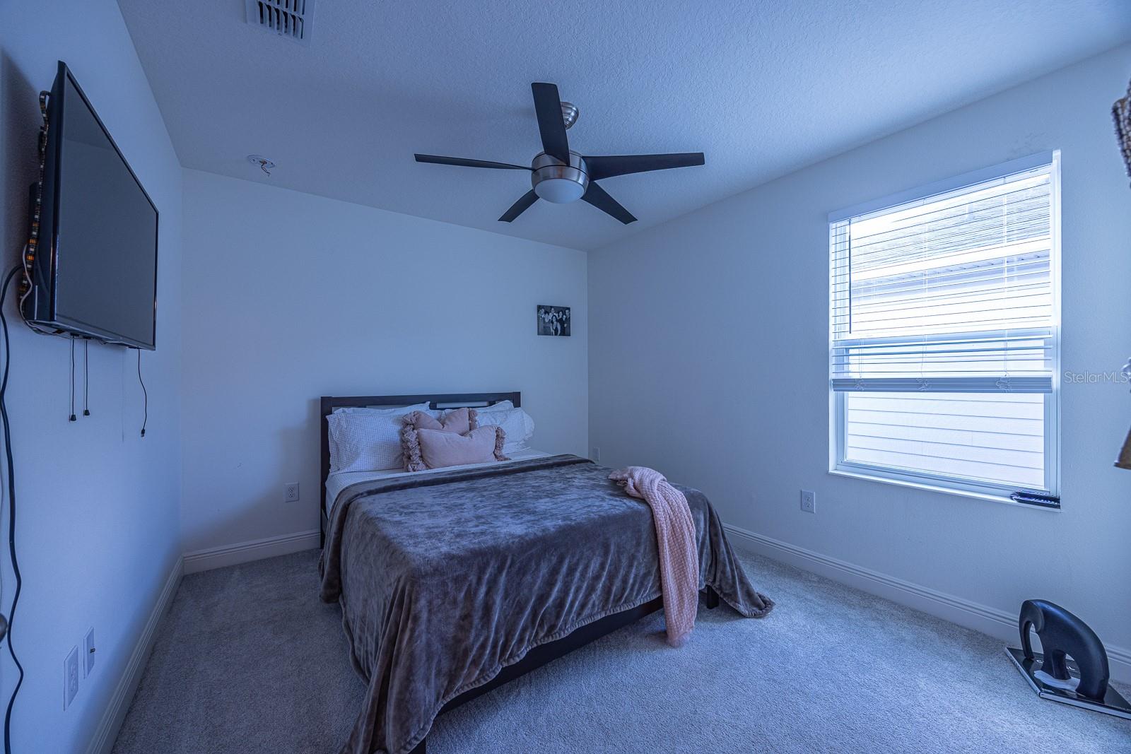 Image 21 of 33 For 11616 Little River Way