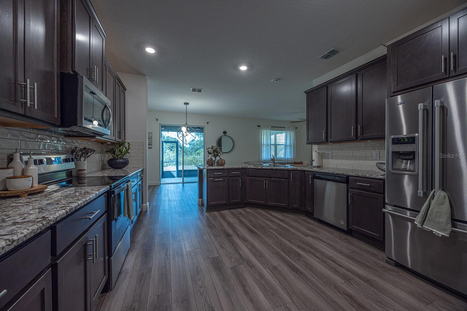 Image 7 of 33 For 11616 Little River Way