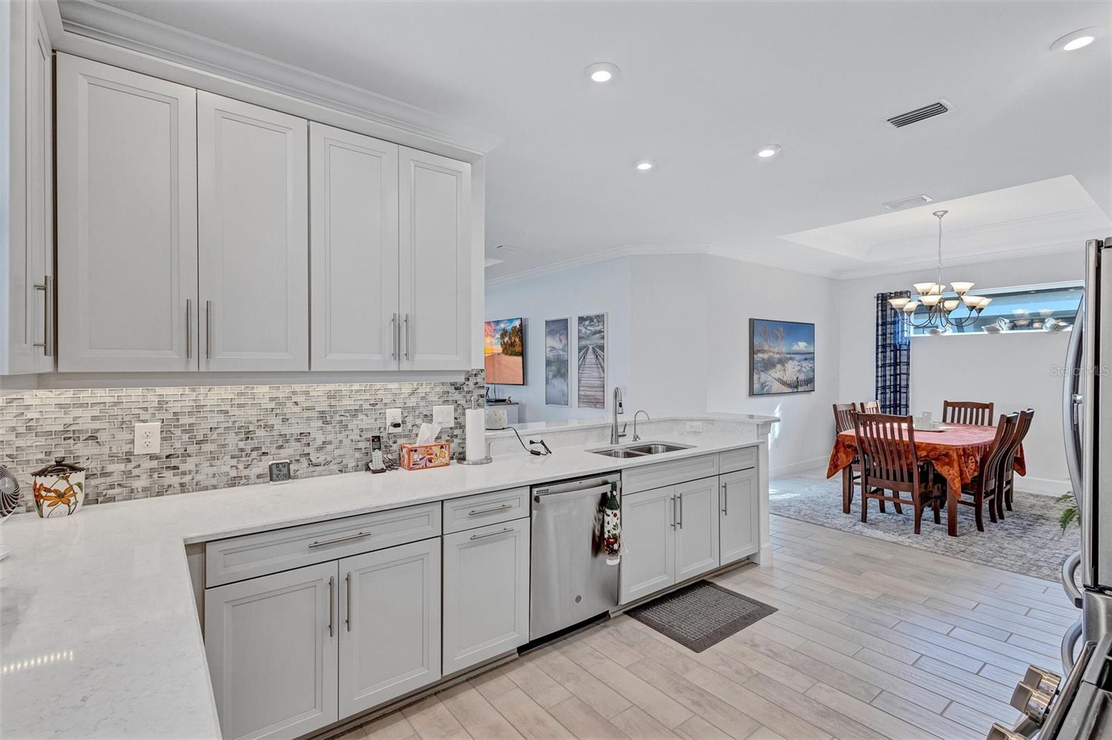 Image 21 of 65 For 4727 Motta Court