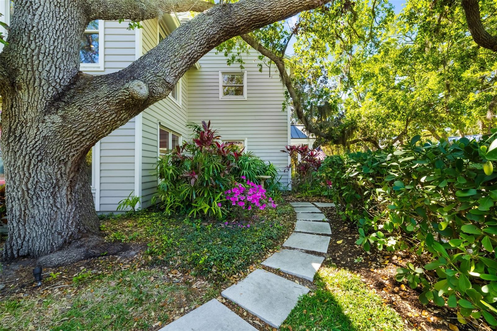 Image 14 of 85 For 1434 Ladue Lane