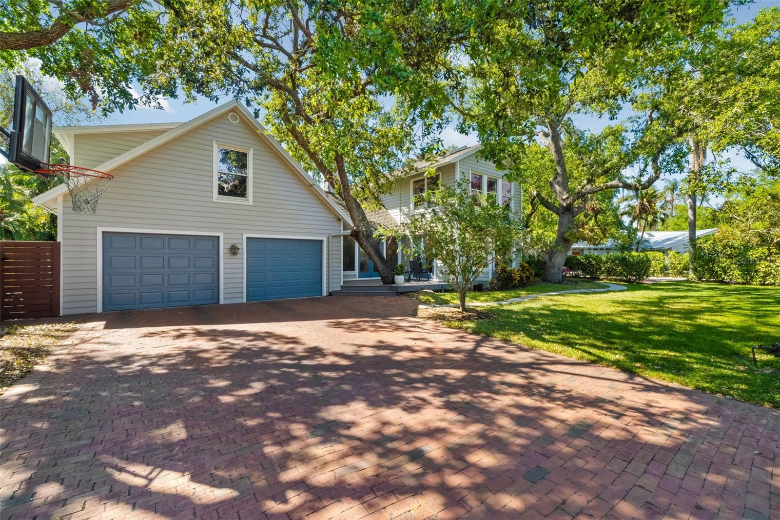 Image 4 of 85 For 1434 Ladue Lane