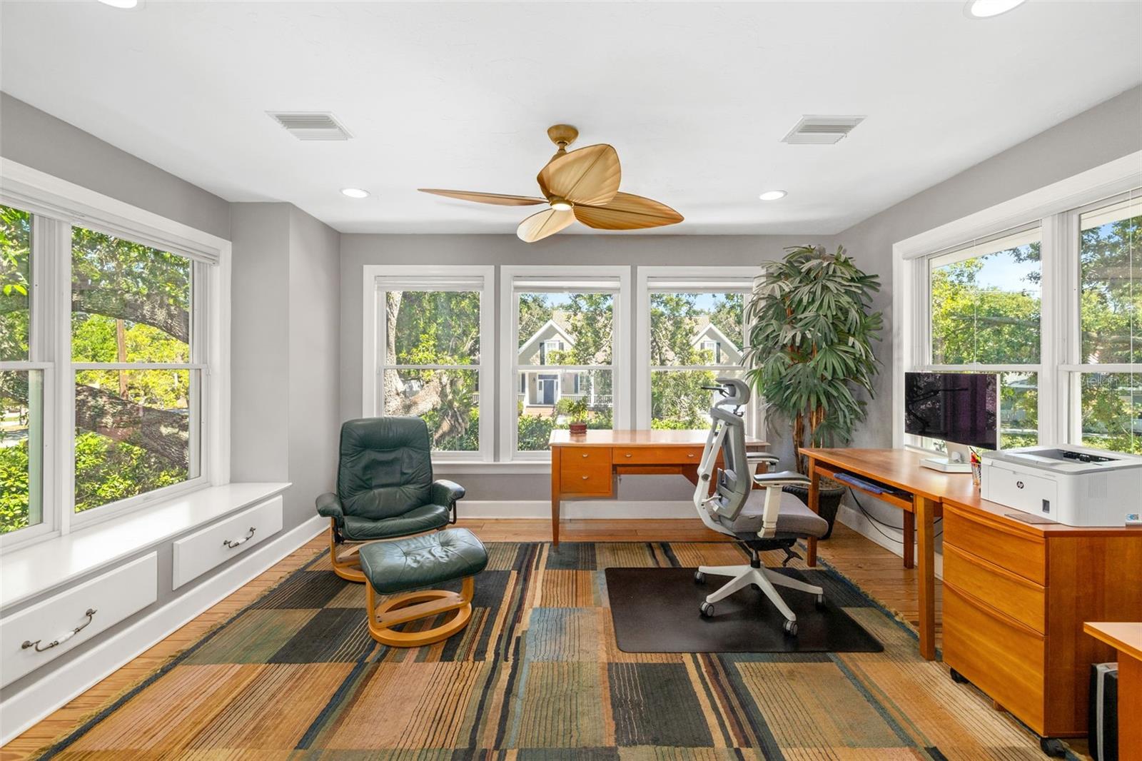 Image 55 of 85 For 1434 Ladue Lane