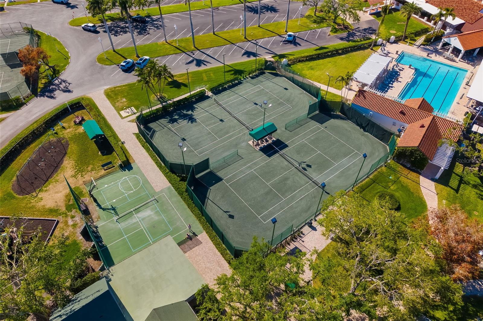 Image 82 of 85 For 1434 Ladue Lane