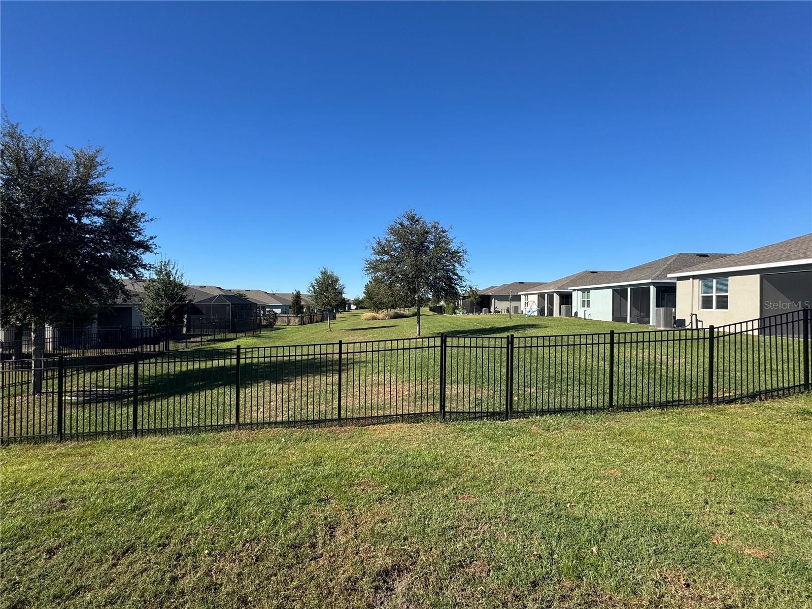 Image 2 of 6 For 7878 Penrose Place