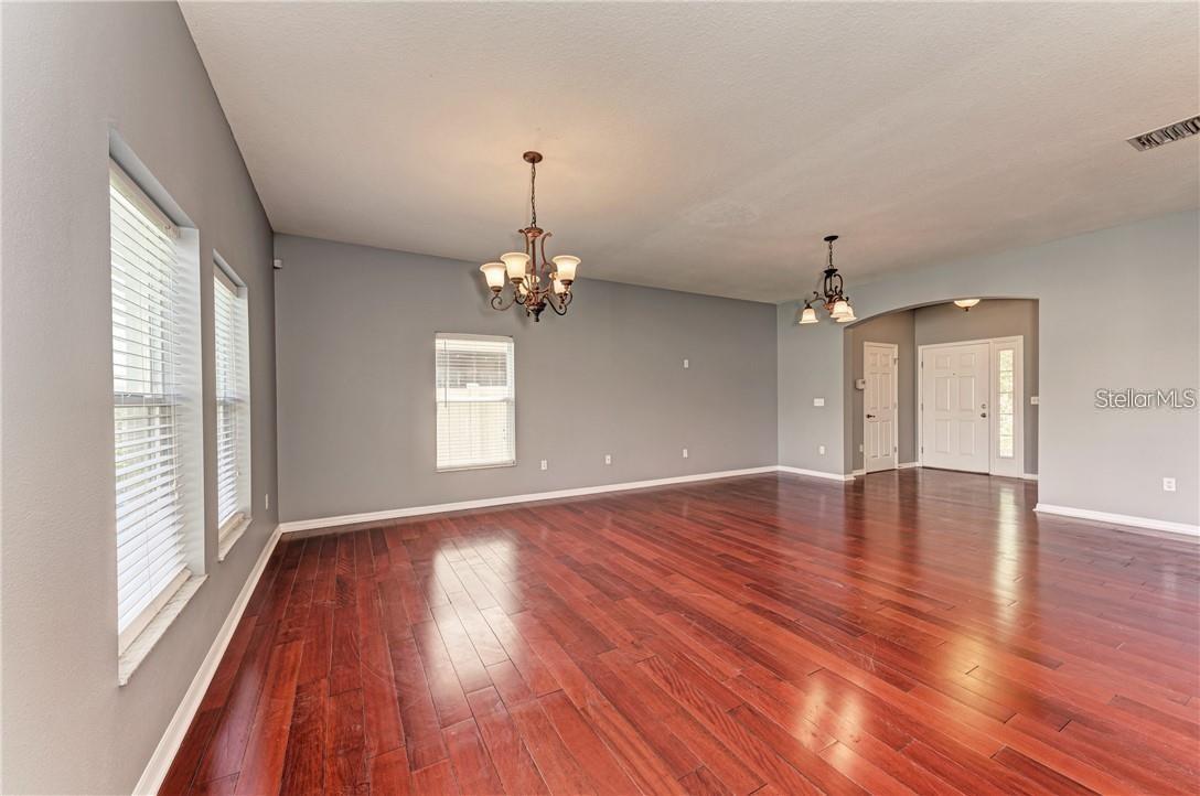 Image 30 of 38 For 10267 Newminster Loop