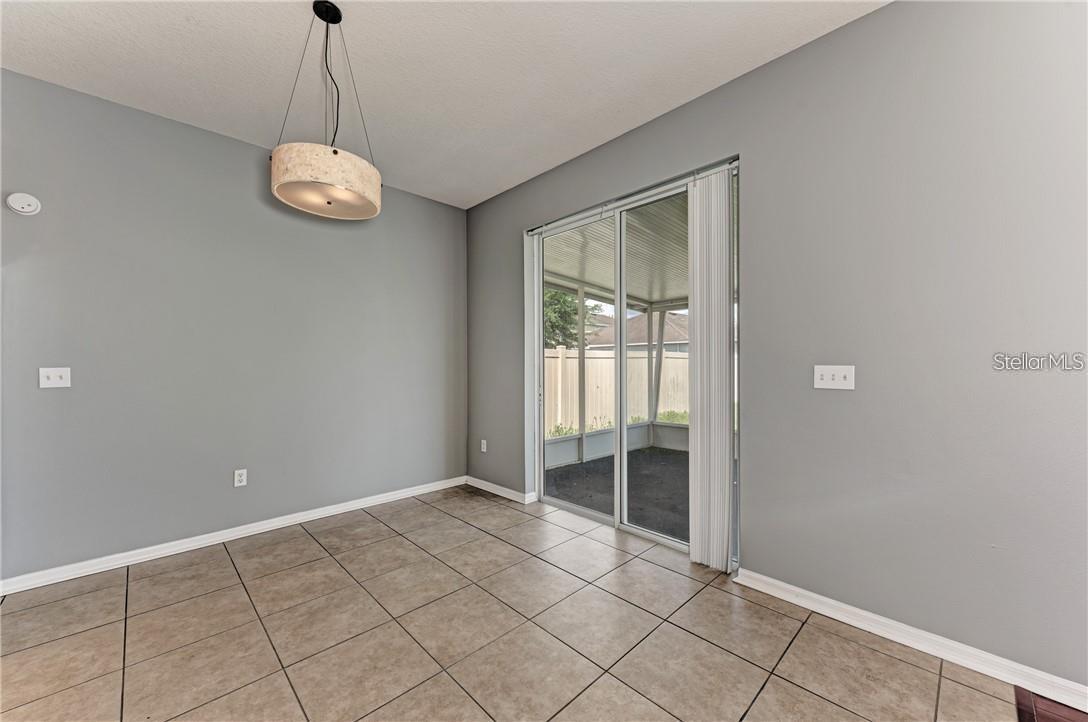 Image 5 of 38 For 10267 Newminster Loop