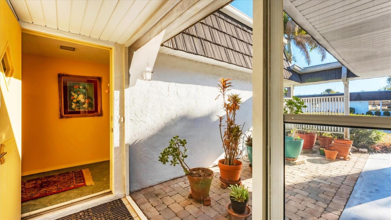 Image 4 of 38 For 3823 Glen Oaks Drive E 83