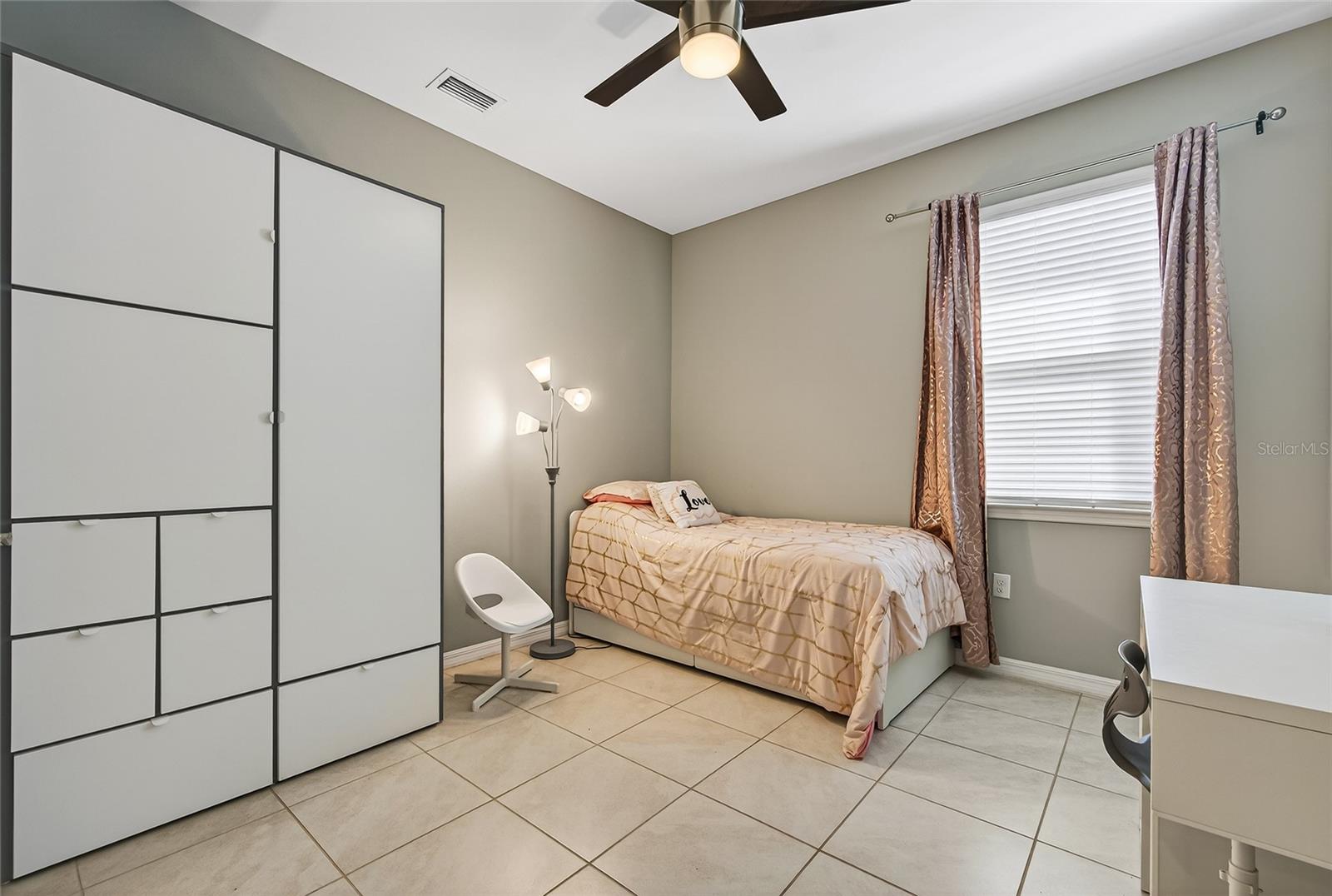 Image 17 of 38 For 19312 Yellowtail Court