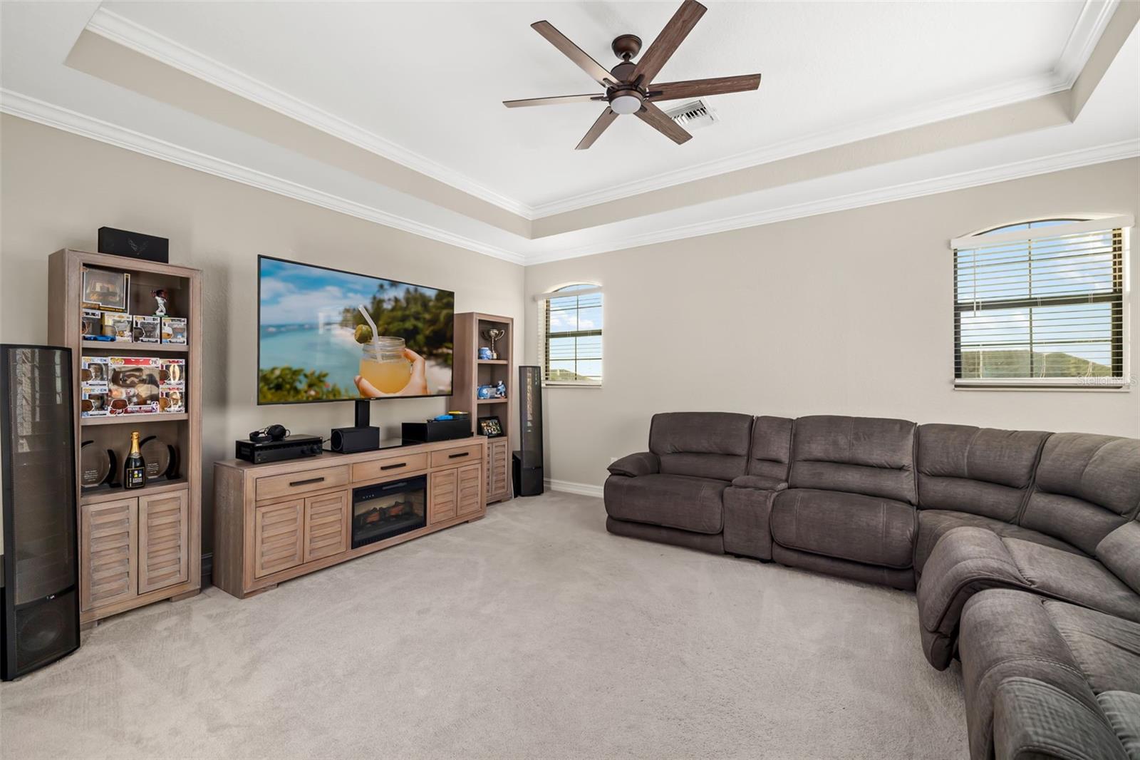 Image 19 of 85 For 5619 Mulligan Way