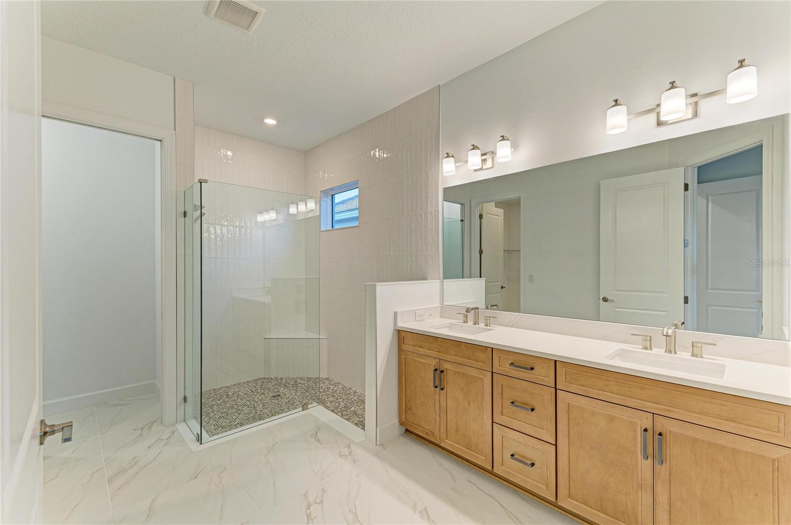 Image 2 of 72 For 3303 Vicenza Ct