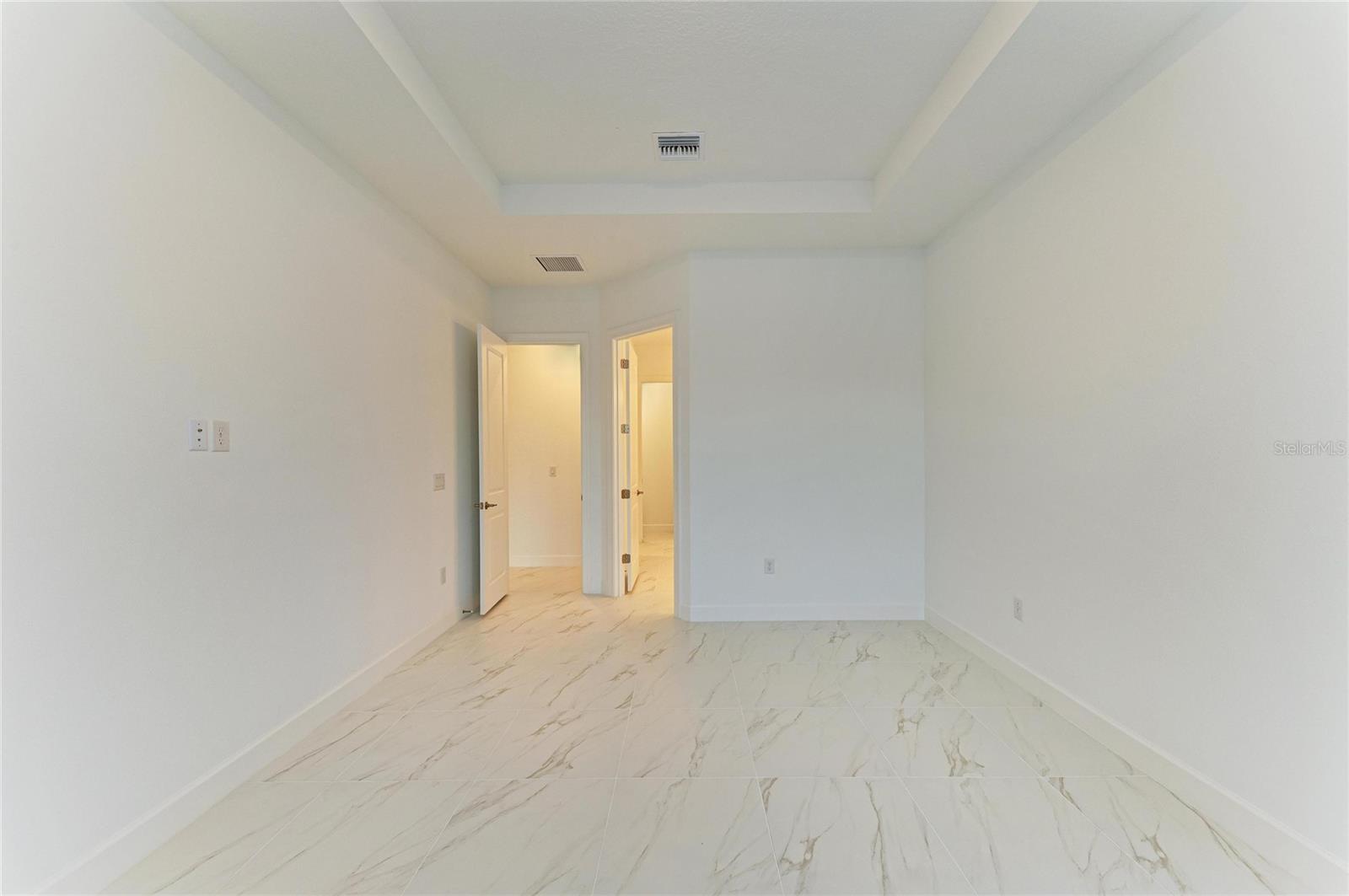 Image 30 of 72 For 3303 Vicenza Ct