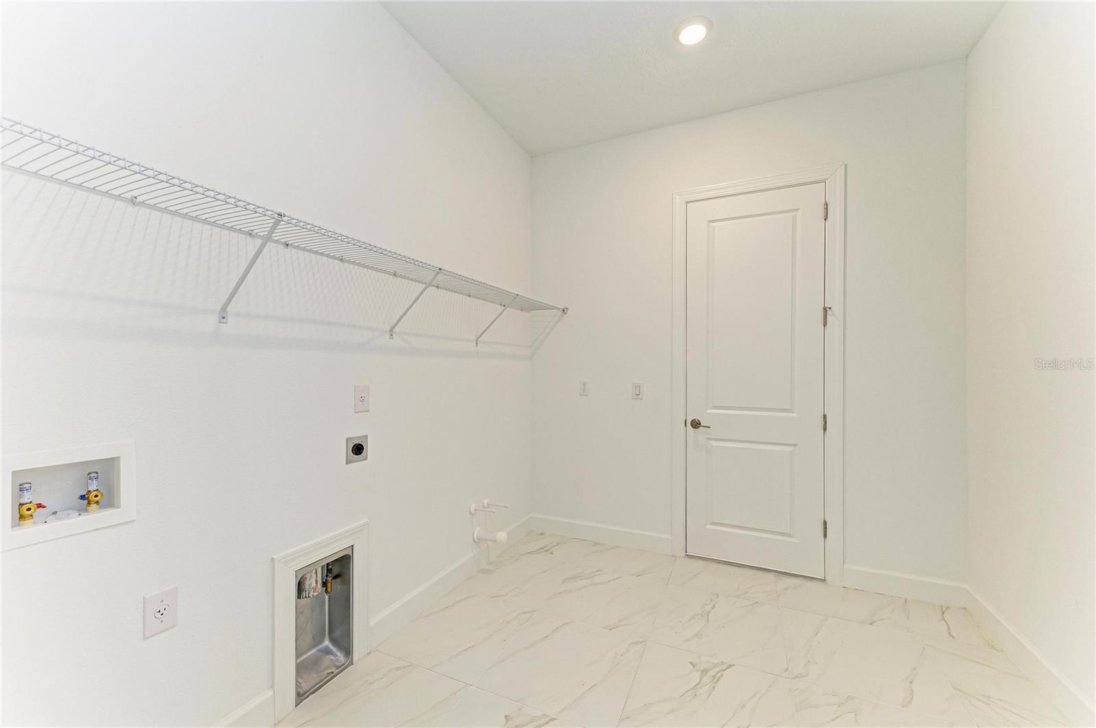 Image 50 of 72 For 3303 Vicenza Ct