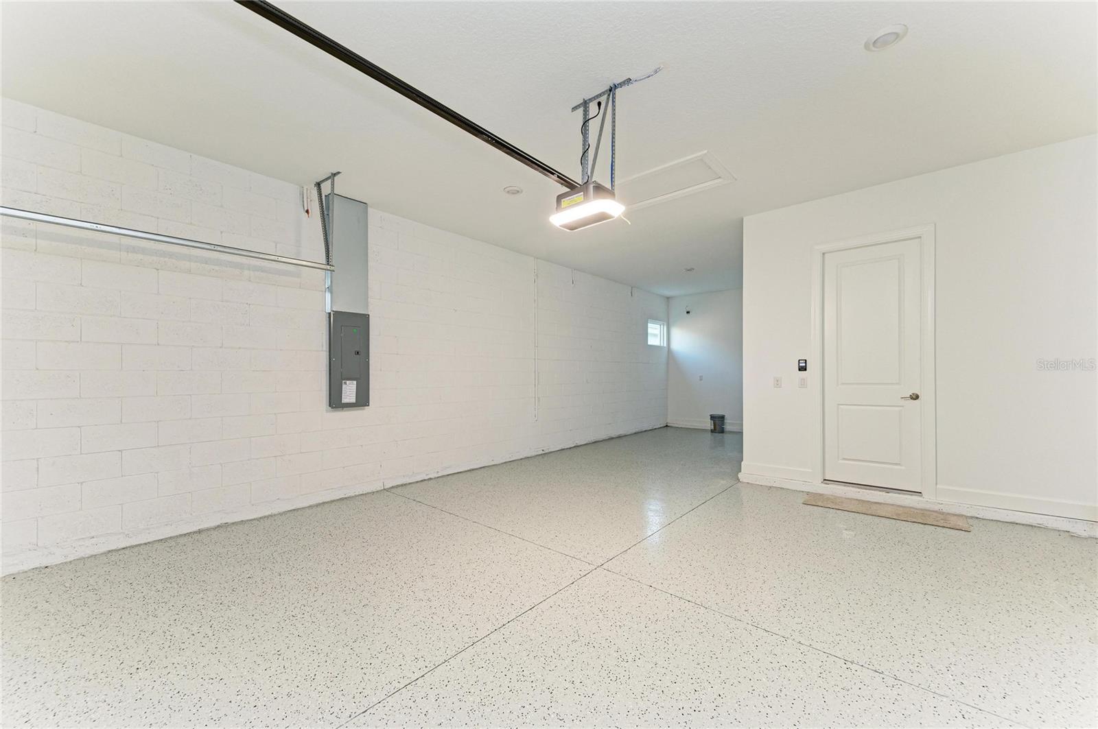 Image 51 of 72 For 3303 Vicenza Ct