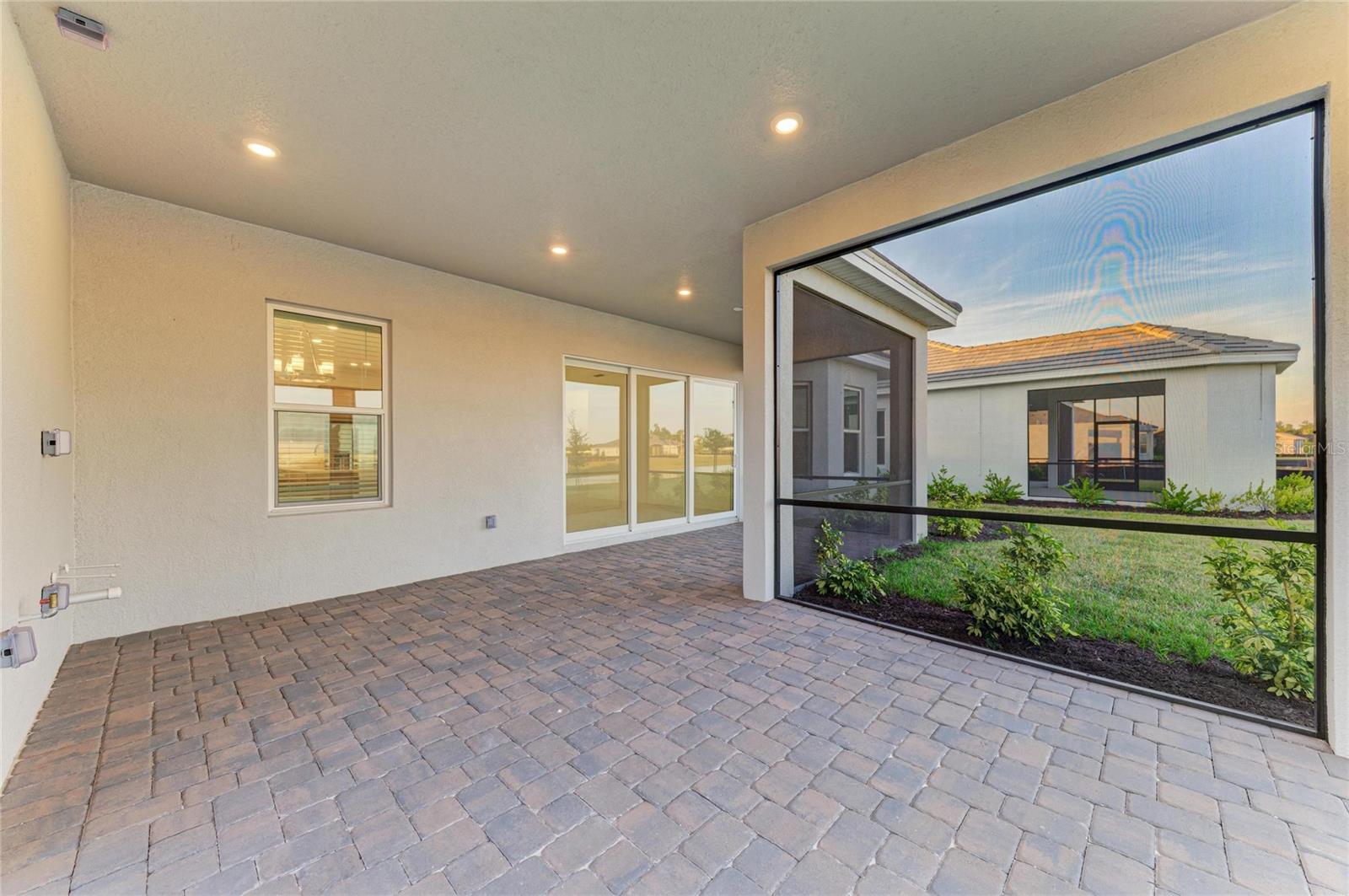 Image 55 of 72 For 3303 Vicenza Ct