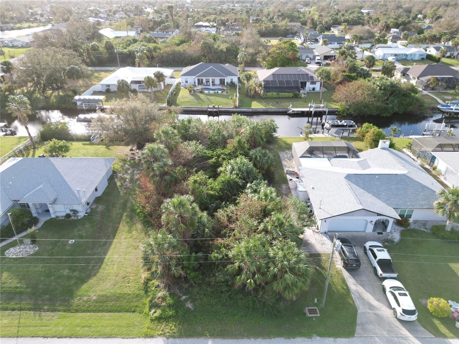 Image 3 of 13 For 4194 Yucatan Circle