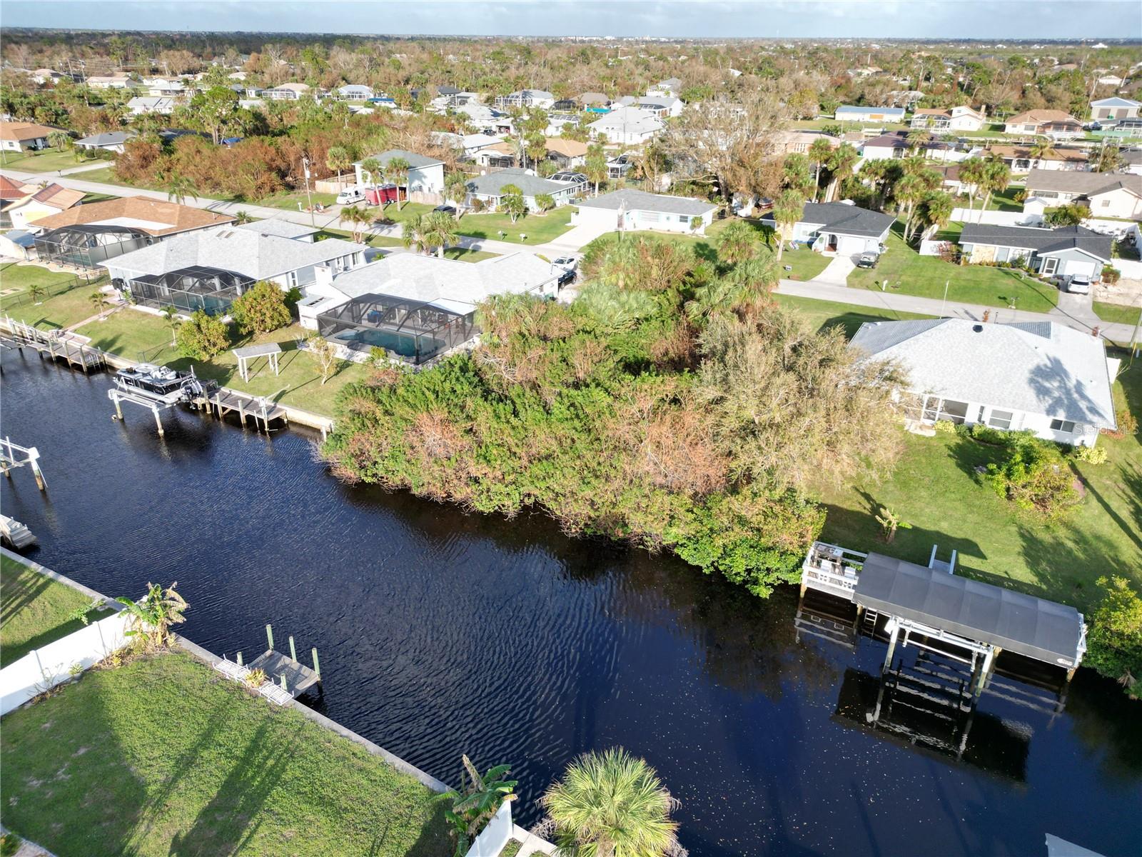 Image 7 of 13 For 4194 Yucatan Circle