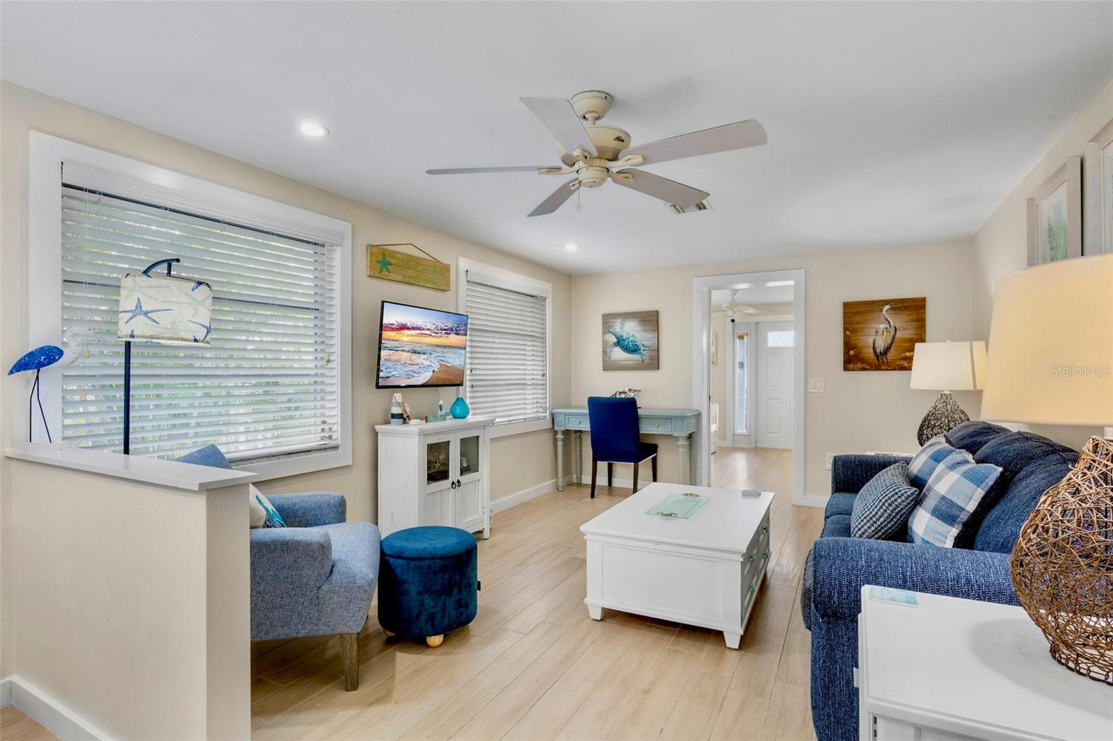 Image 10 of 37 For 5803 Imperiore Avenue