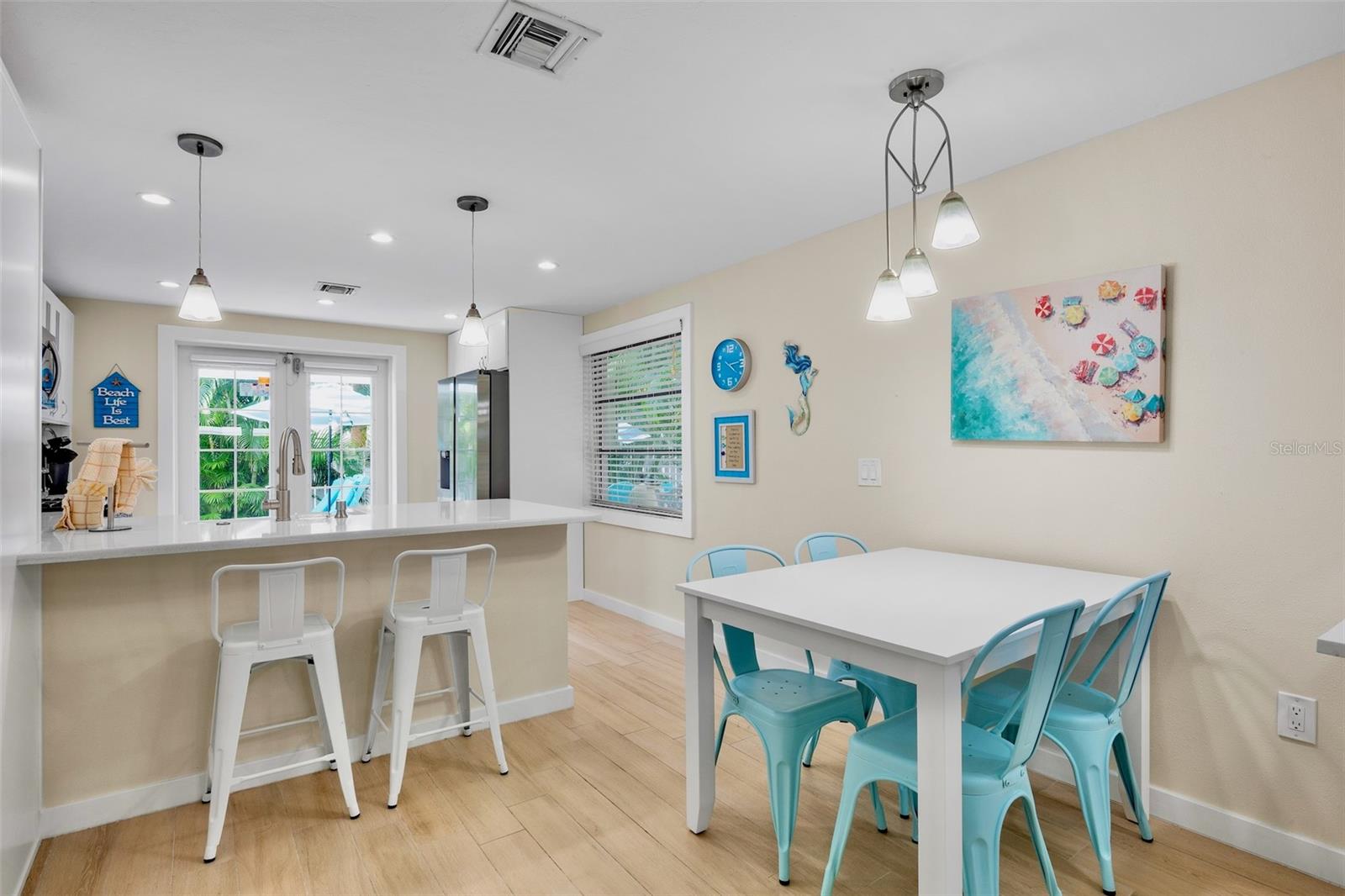 Image 11 of 37 For 5803 Imperiore Avenue