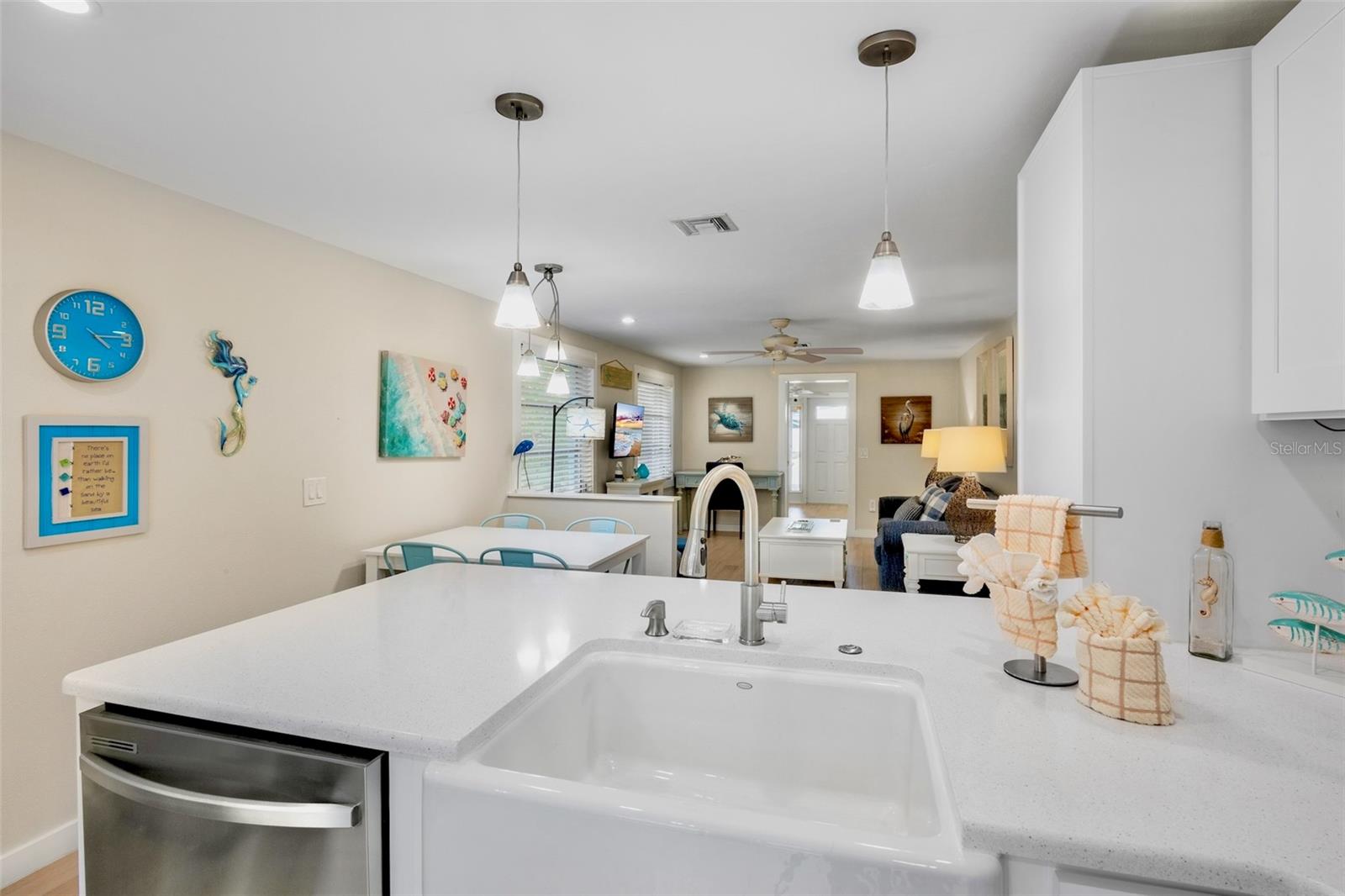 Image 15 of 37 For 5803 Imperiore Avenue