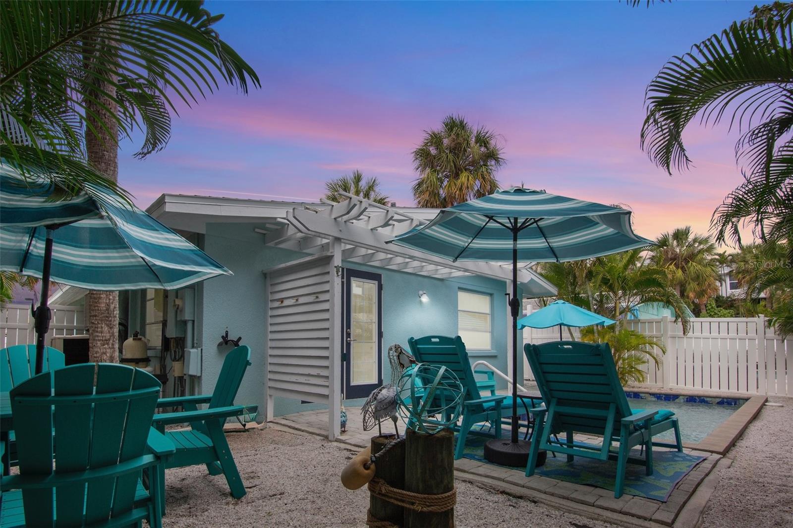 Image 5 of 37 For 5803 Imperiore Avenue