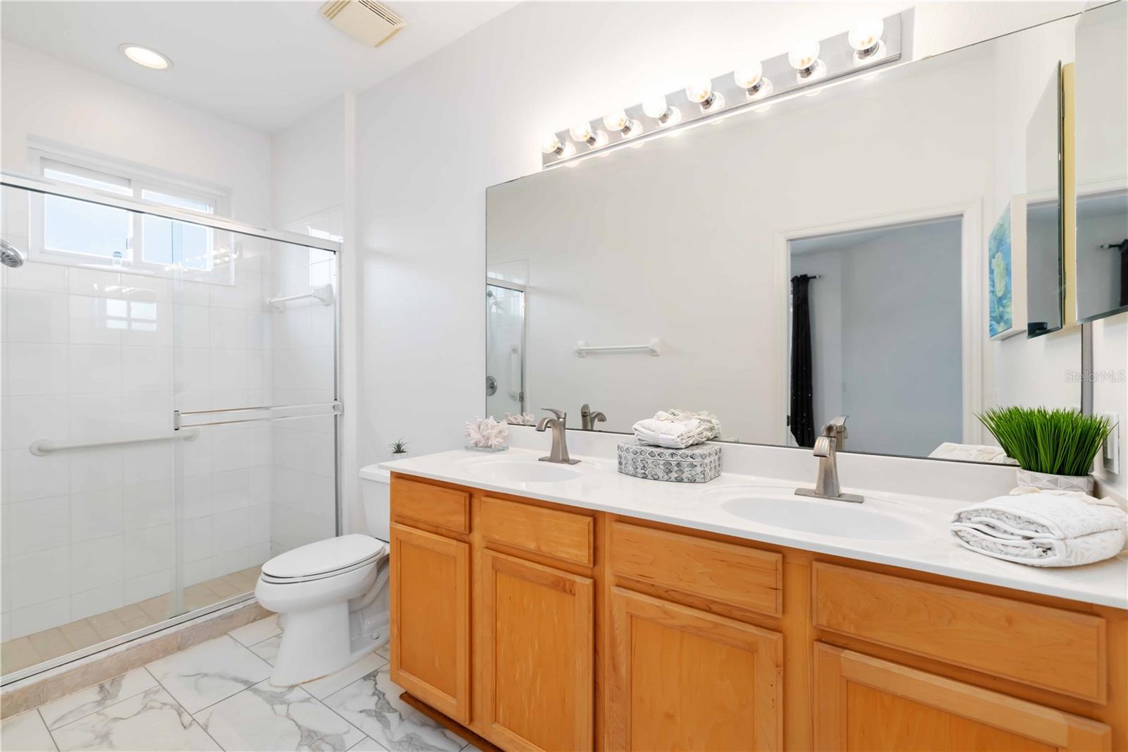 Image 31 of 39 For 4209 Cascade Falls Drive