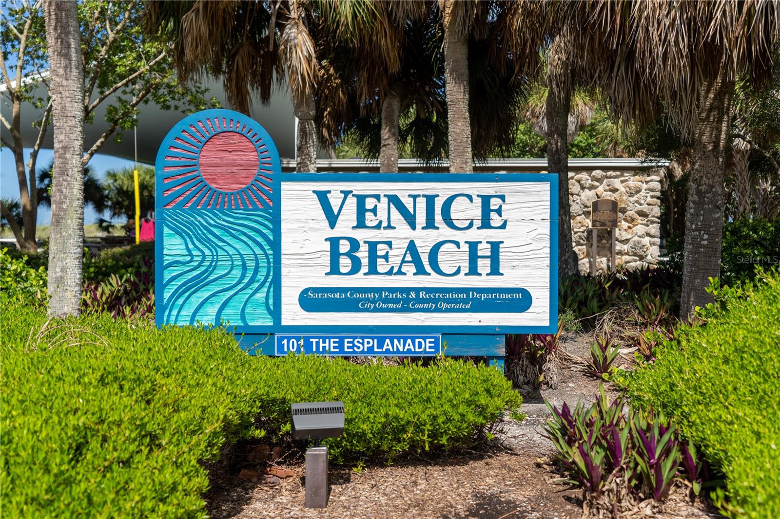 Image 48 of 84 For 200 Palidoro Circle