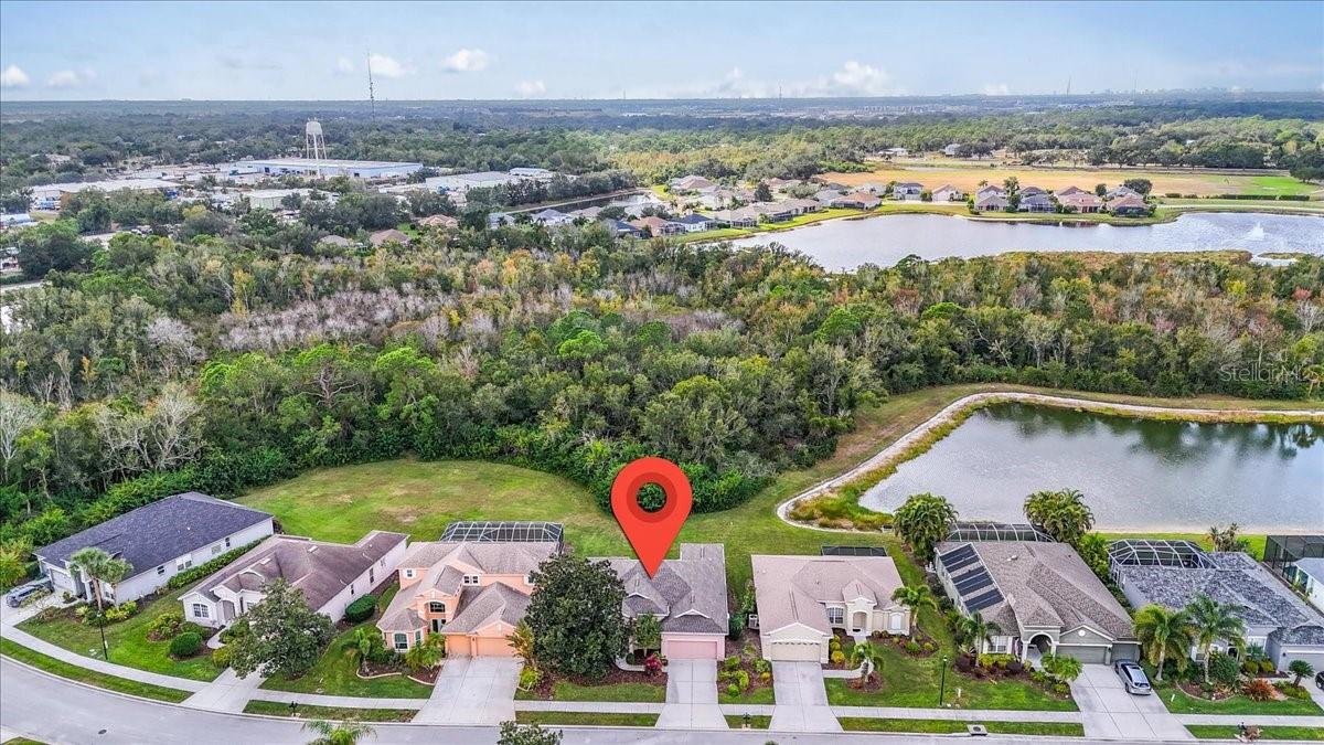 Image 41 of 44 For 312 Londonderry Drive