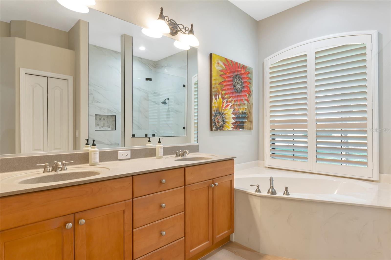 Image 14 of 68 For 501 169th Court Ne