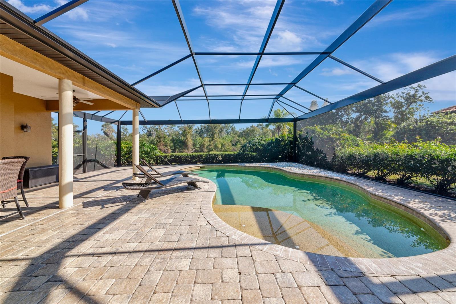 Image 2 of 68 For 501 169th Court Ne