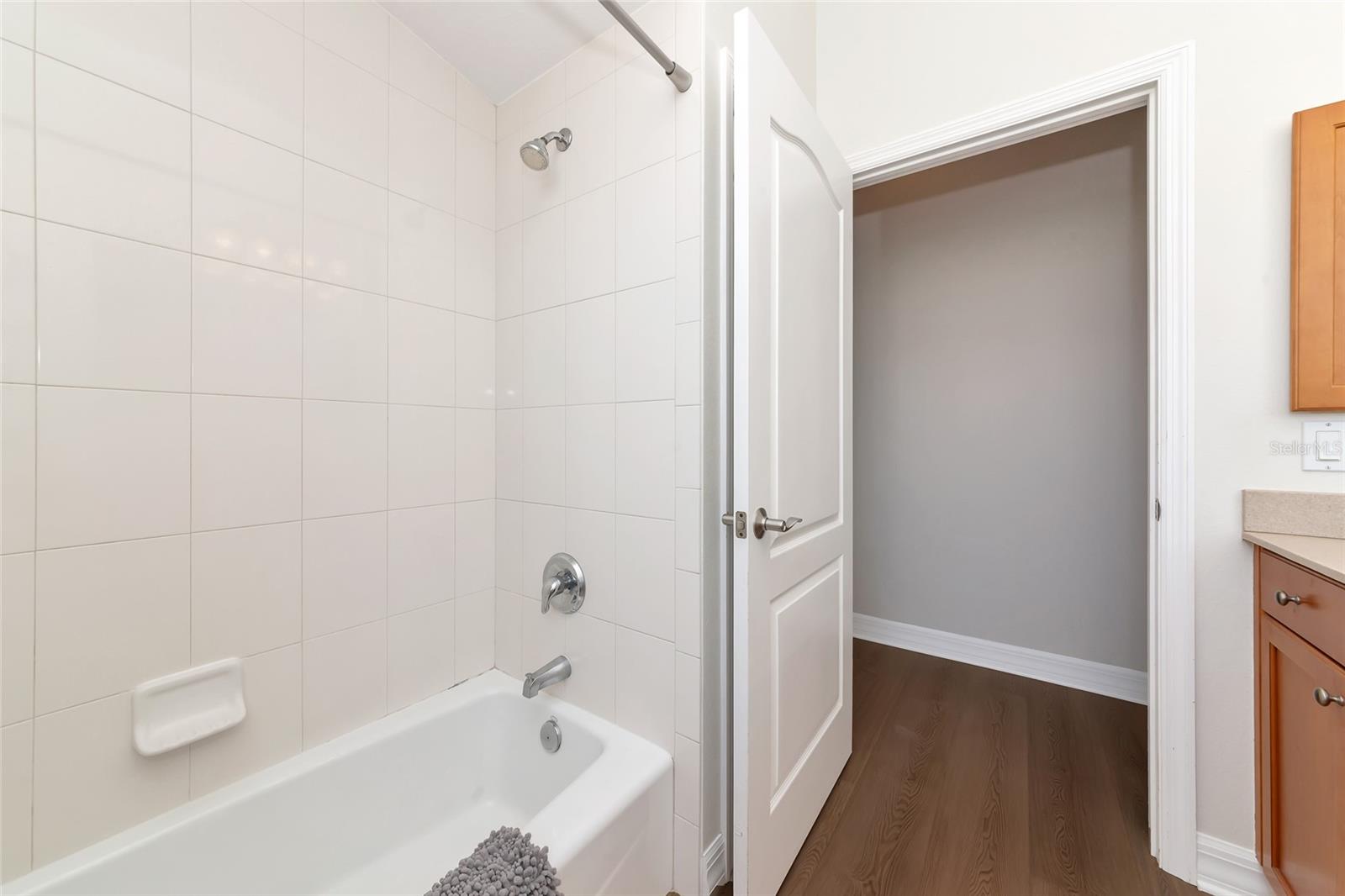 Image 21 of 68 For 501 169th Court Ne