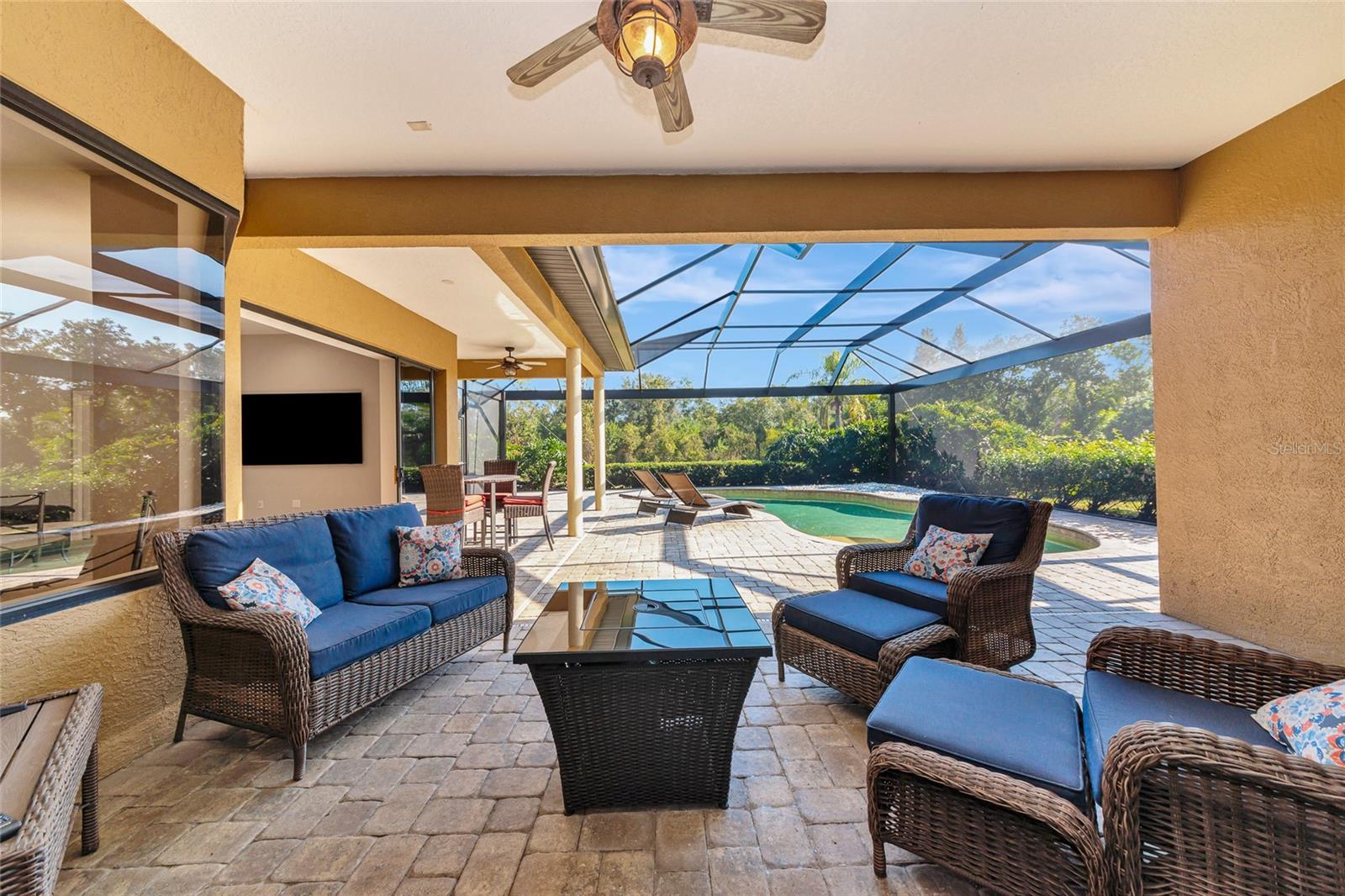 Image 36 of 68 For 501 169th Court Ne