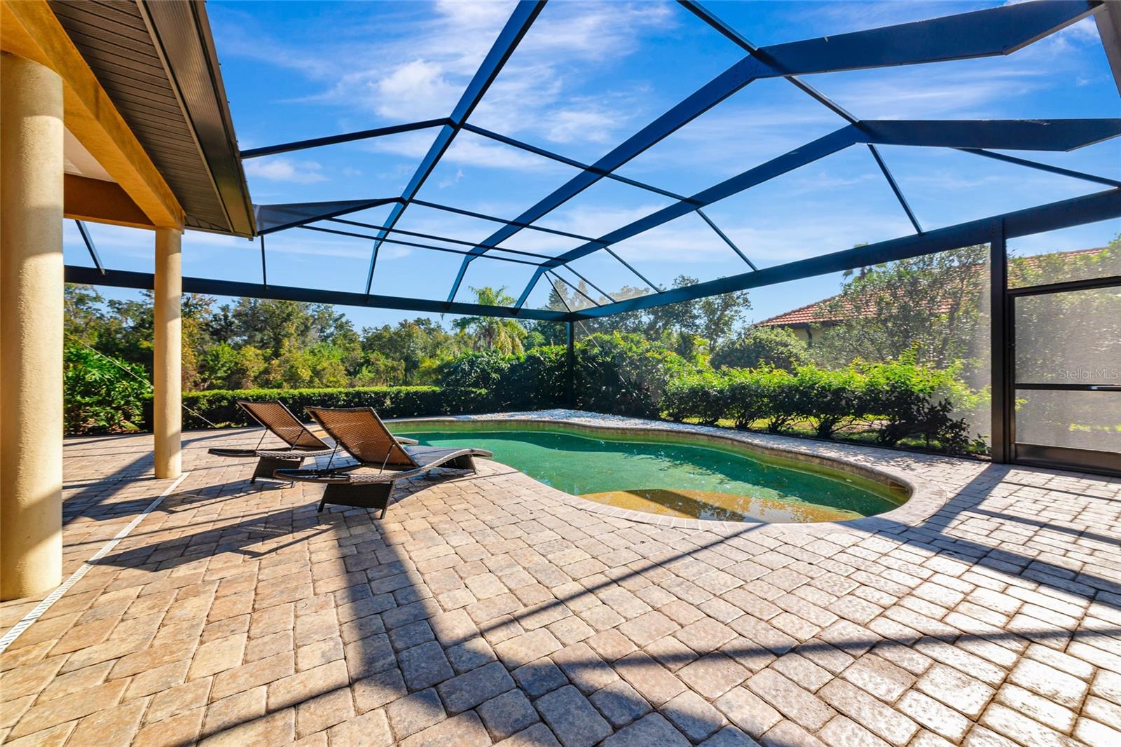 Image 40 of 68 For 501 169th Court Ne