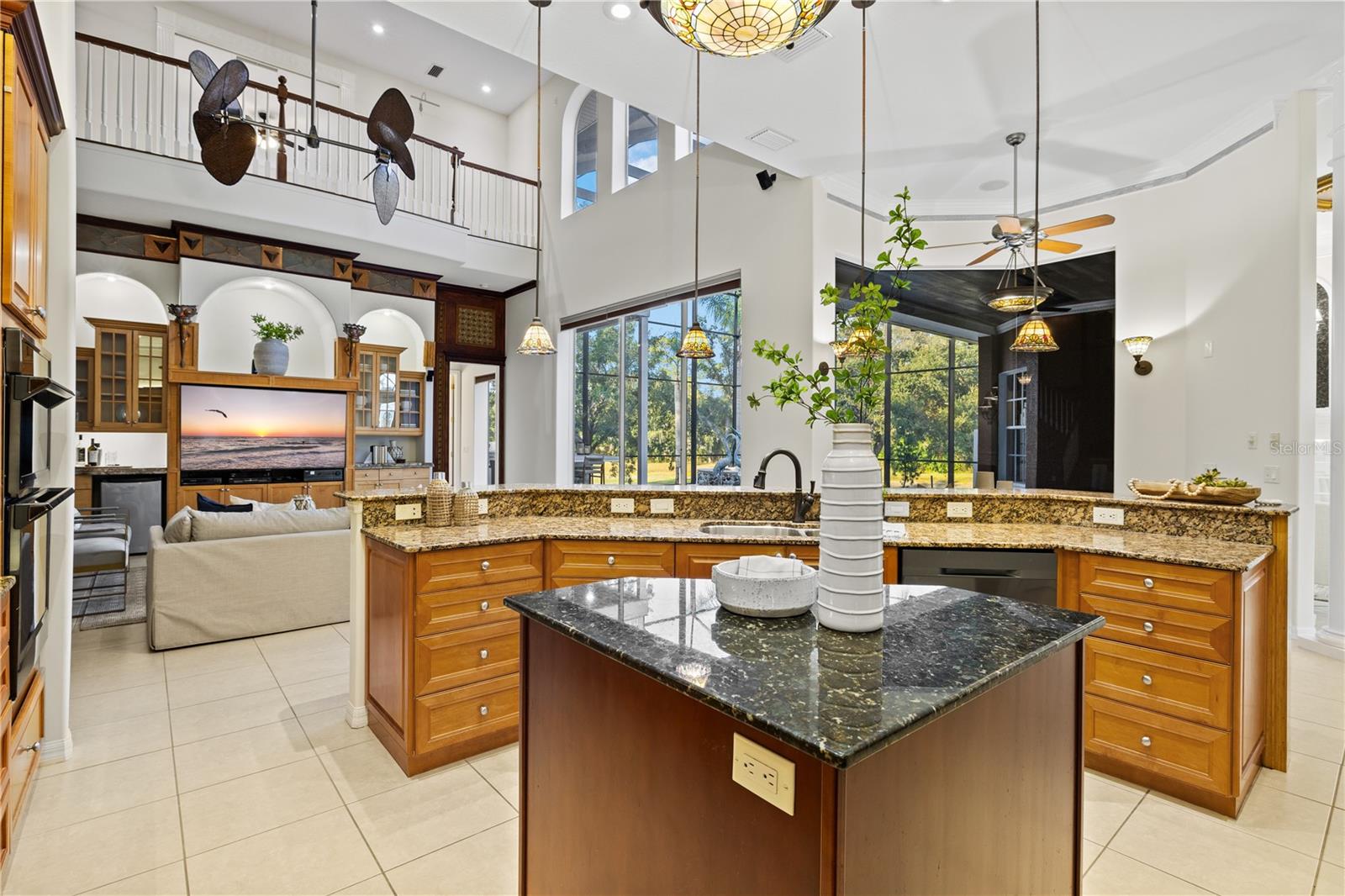 Image 24 of 98 For 13609 18th Place E